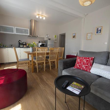 Muscat - Bel Appartement Renove Recemment - Au Pied Du Vignoble - Parking Gratuit Olenevka Ngoại thất bức ảnh
